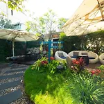 Khách Sạn và Spa Alagon Plus